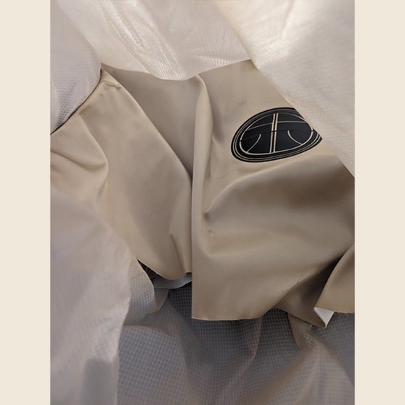 ASTRID ANDERSEN - Sheer overlay logo sport sweater - Sz L - Picture 9 of 13